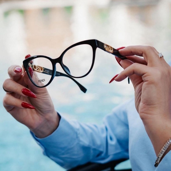 💯Original New- FENDI Demo Cat Eye Ladies EyeglassesItem FE50026I 001 - Picture 3 of 14